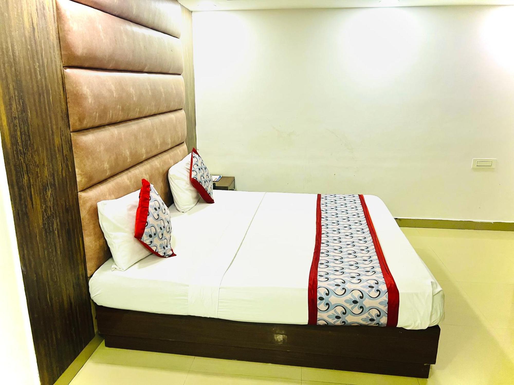 Hotel 新德里 外观 照片